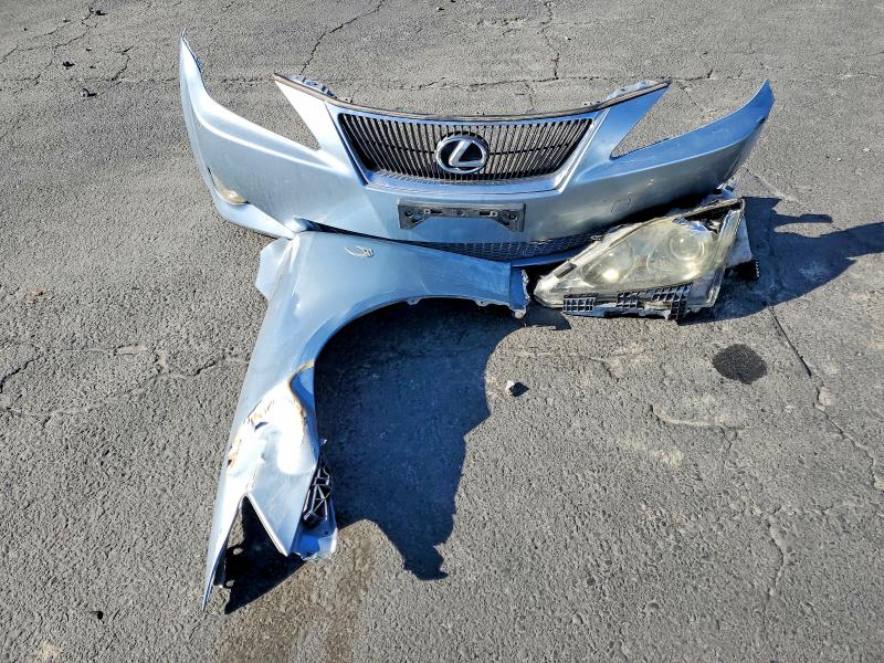 Photo 12 from auction – 2006 LEXUS IS 350 with VIN JTHBE262365006738
