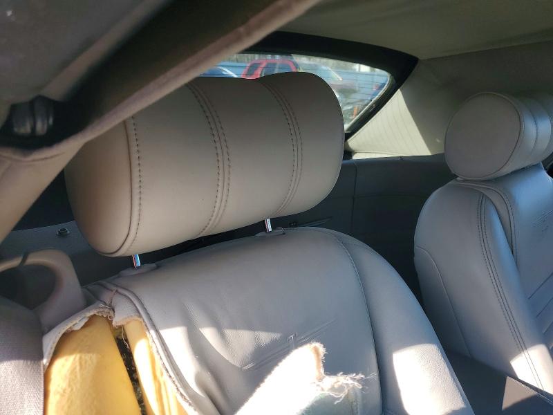 Photo 10 from auction – 2005 FORD THUNDERBIRD with VIN 1FAHP69A95Y108371