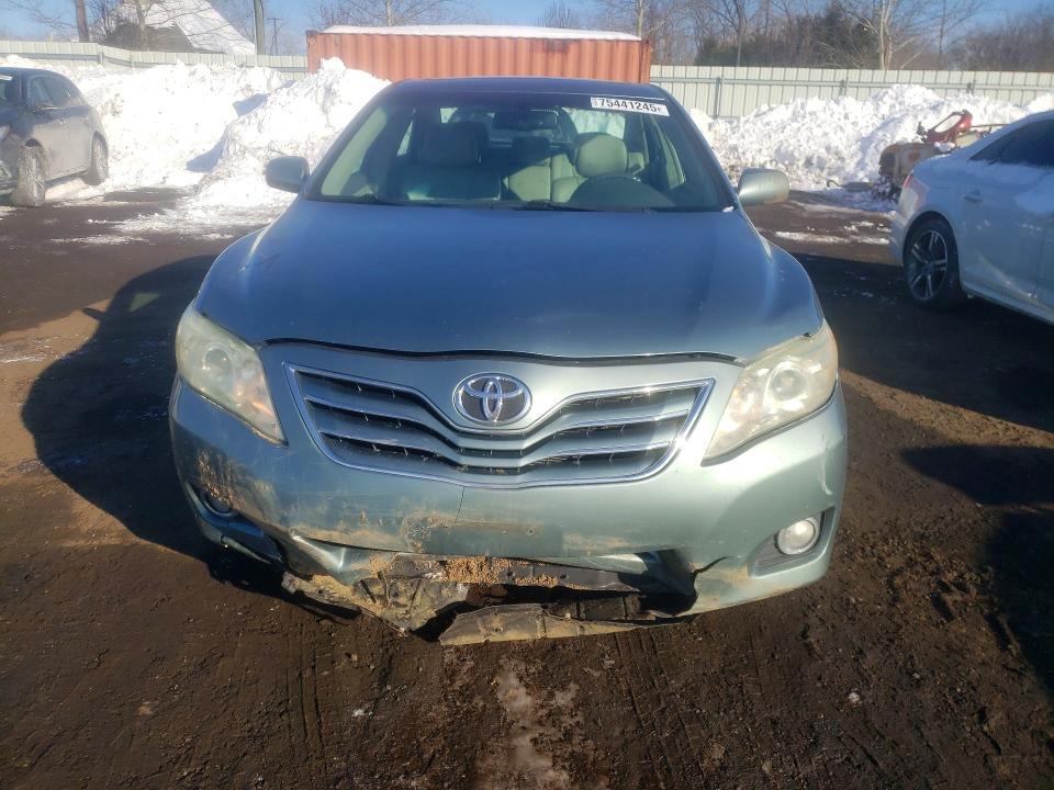 Photo 5 from auction – 2011 TOYOTA CAMRY with VIN 4T4BF3EK7BR160747