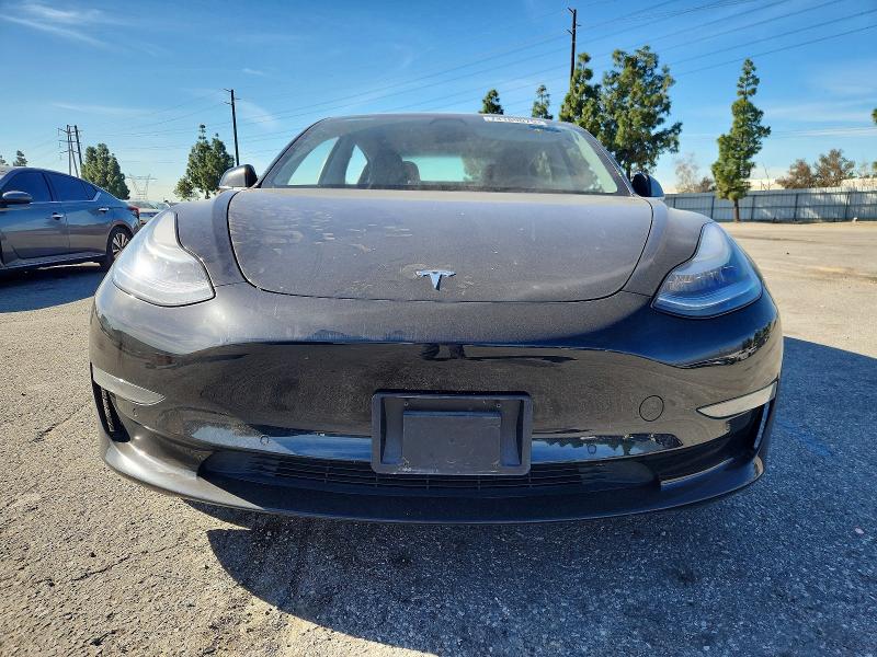 Photo 5 from auction – 2018 TESLA MODEL 3 with VIN 5YJ3E1EA8JF108827