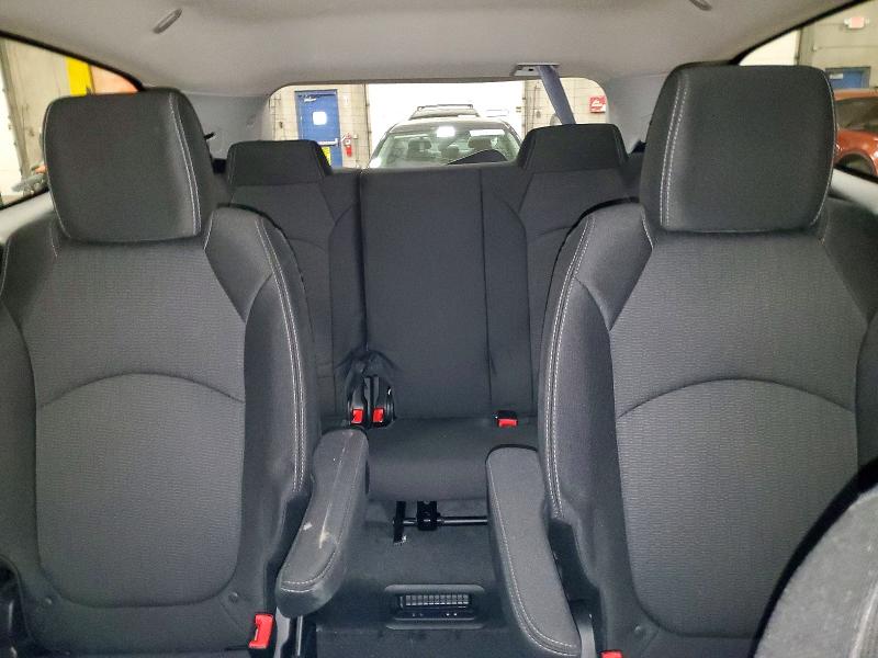 Photo 10 from auction – 2015 CHEVROLET TRAVERSE with VIN 1GNKRGKD4FJ276733