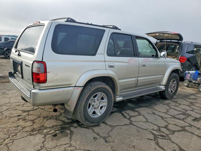 Photo 3 from auction – 2000 TOYOTA 4RUNNER LI with VIN JT3GN87R2Y0149870