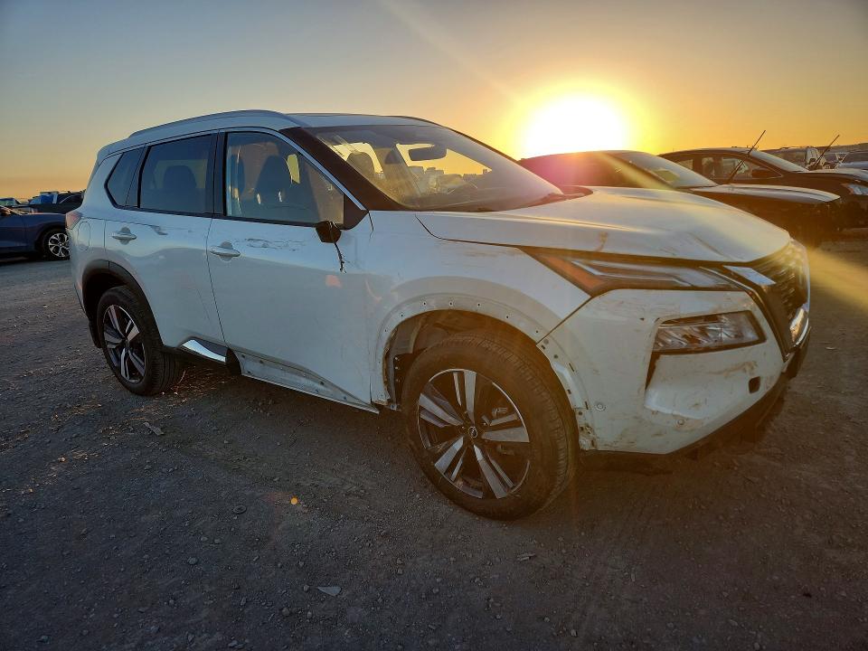 Photo 4 from auction – 2023 NISS ROGUE with VIN JN8BT3DC1PW104899