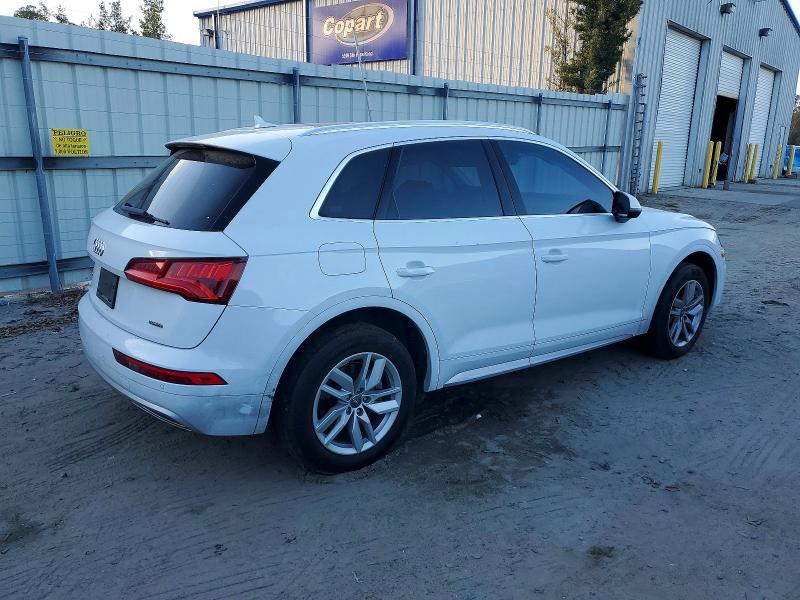 Photo 3 from auction – 2020 AUDI Q5 PREMIUM with VIN WA1ANAFY2L2016549