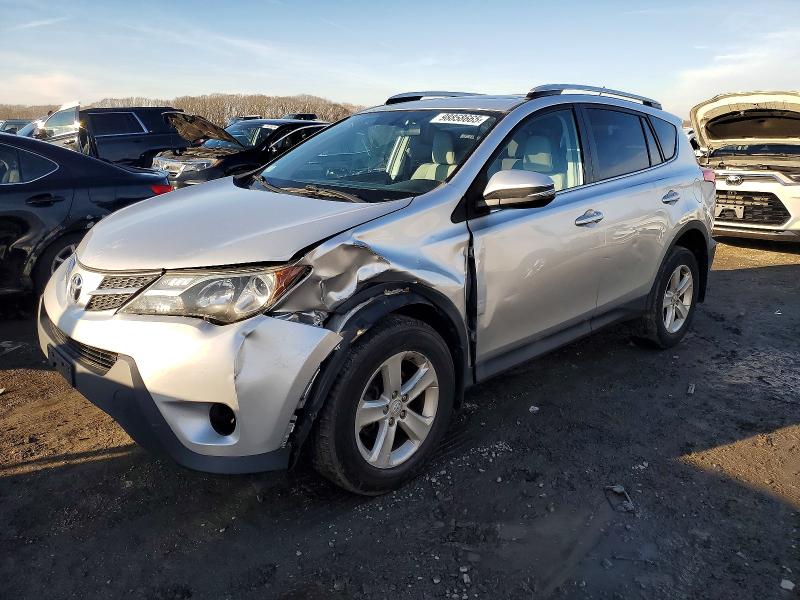 Photo 1 from auction – 2014 TOYOTA RAV4 XLE with VIN 2T3RFREV5EW221580