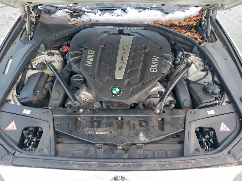 Photo 11 from auction – 2013 BMW 550 I with VIN WBAFR9C52DDX80302