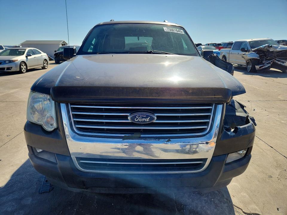Photo 5 from auction – 2007 FORD EXPLORER X with VIN 1FMEU73E17UB65418