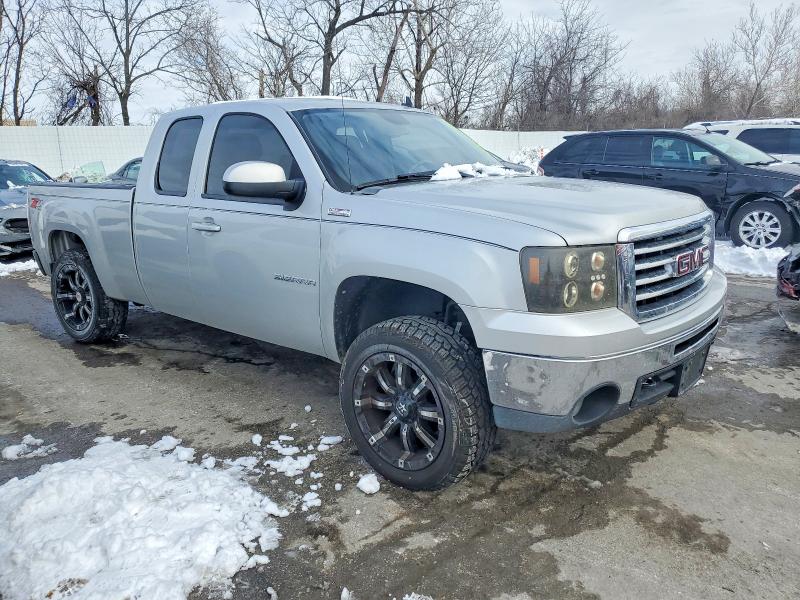 Photo 4 from auction – 2011 GMC SIERRA with VIN 1GTR2WE32BZ241600