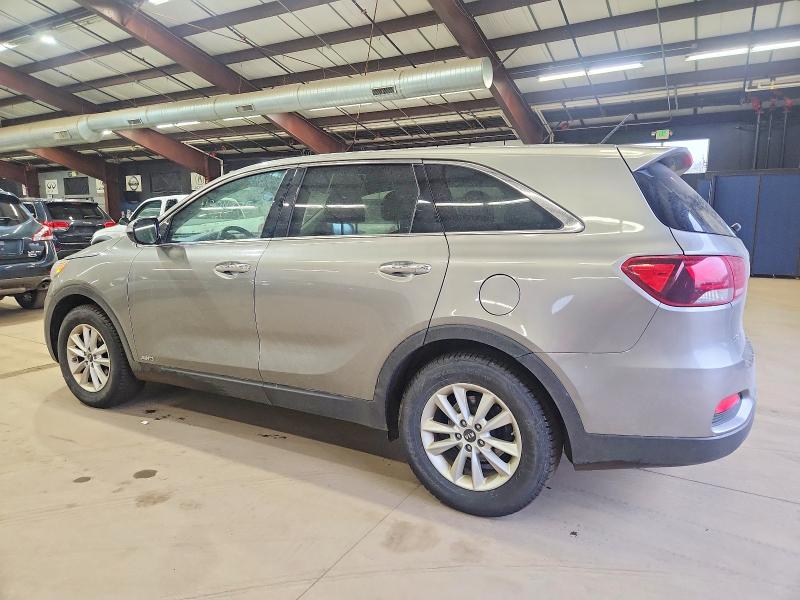 Photo 2 from auction – 2019 KIA SORENTO LX with VIN 5XYPGDA53KG482309