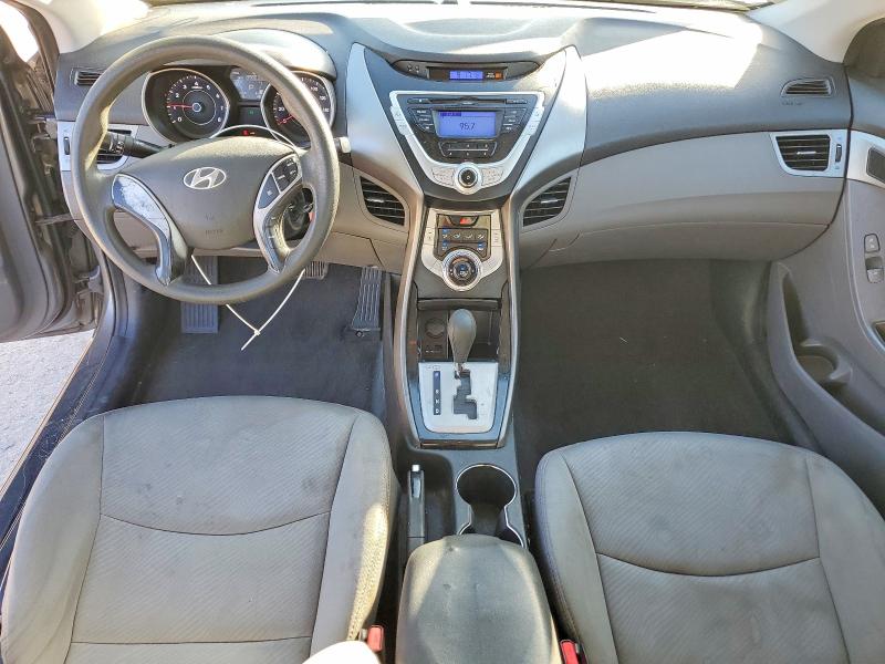 Photo 8 from auction – 2012 HYUNDAI ELANTRA SE with VIN 5NPDH4AEXCH118575