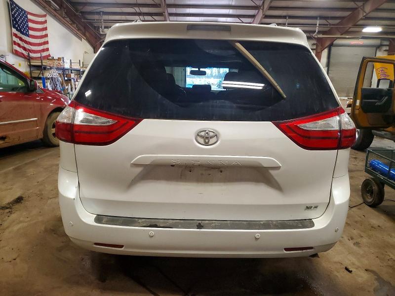 Photo 6 from auction – 2017 TOYOTA SIENNA XLE with VIN 5TDYZ3DC3HS862331