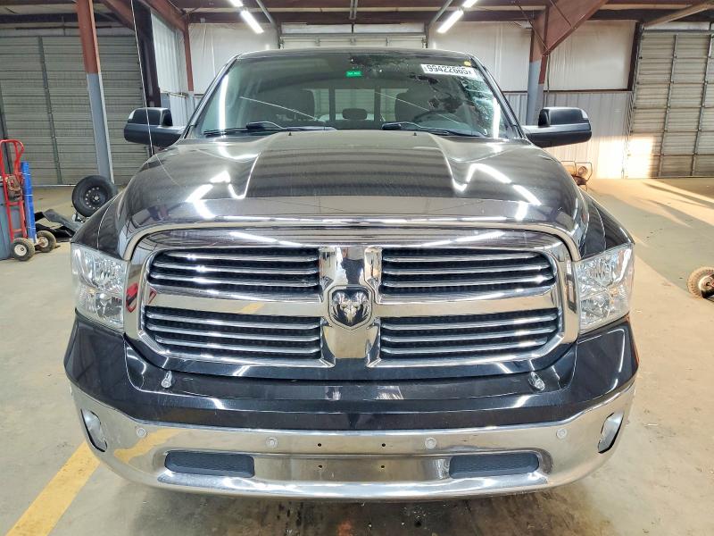 Photo 5 from auction – 2015 RAM 1500 SLT with VIN 1C6RR6LM2FS623204