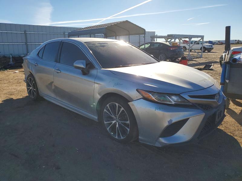 Photo 4 from auction – 2018 TOYOTA CAMRY with VIN 4T1B11HK4JU066056
