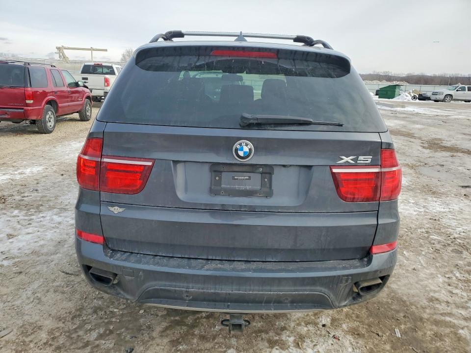Photo 6 from auction – 2013 BMW X5 XDRIVE5 with VIN 5UXZV8C57D0C15364