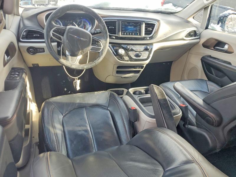 Photo 8 from auction – 2018 CHRYSLER PACIFICA T with VIN 2C4RC1BGXJR204407