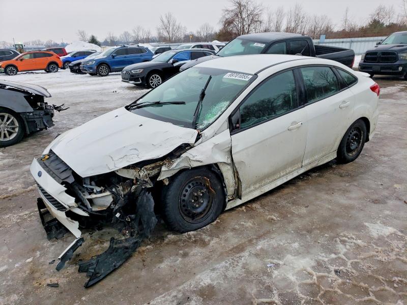FORD FOCUS SE 2016 with VIN 1FADP3F23GL303845 - Photo from auction