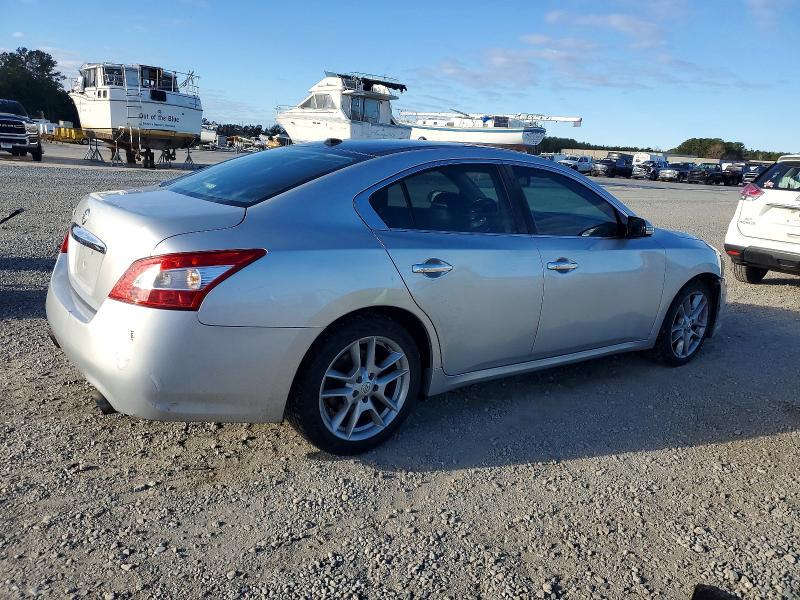 Photo 3 from auction – 2010 NISSAN MAXIMA with VIN 1N4AA5APXAC834308