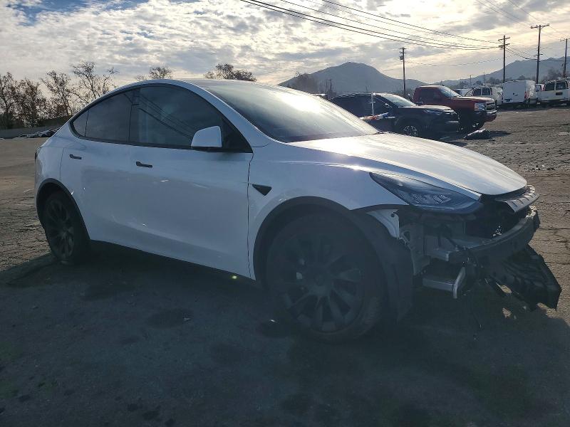 Photo 4 from auction – 2021 TESLA MODEL Y with VIN 5YJYGDEE2MF161922