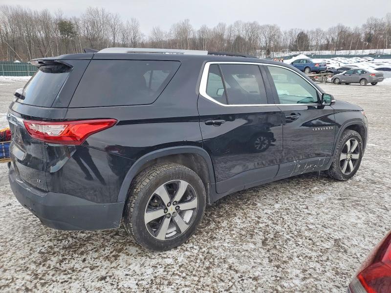 Photo 3 from auction – 2018 CHEVROLET TRAVERSE L with VIN 1GNERHKW3JJ155141