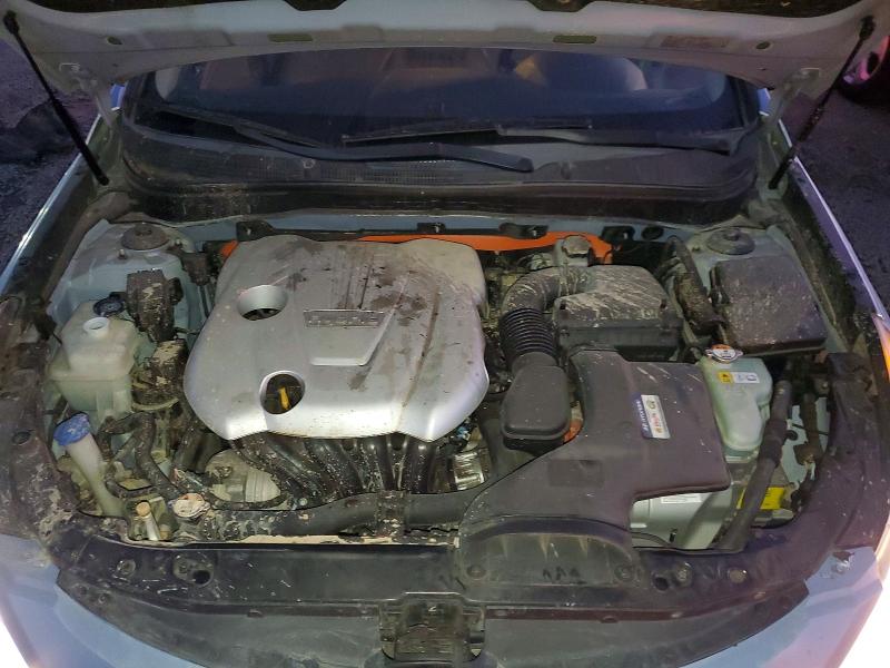 Photo 11 from auction – 2013 HYUNDAI SONATA HYB with VIN KMHEC4A43DA095431