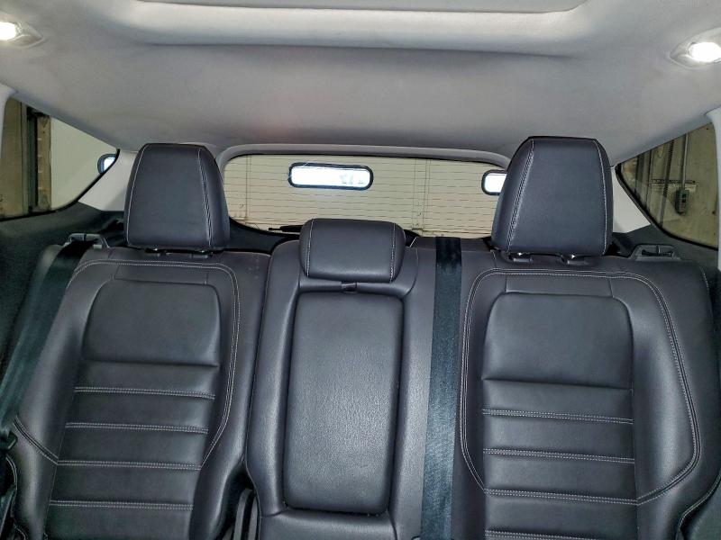 Photo 10 from auction – 2017 FORD ESCAPE SE with VIN 1FMCU9G97HUA50582