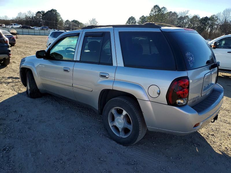 Photo 2 from auction – 2008 CHEVROLET TRAILBLAZER with VIN 1GNDS13S882159547