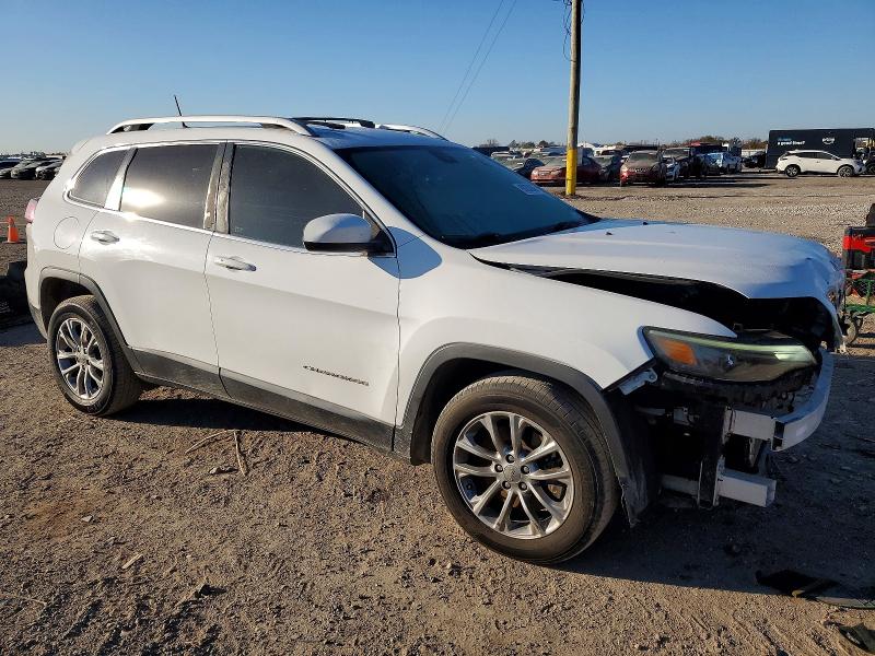 Фото 4 с аукциона – 2019 JEEP CHEROKEE L с VIN 1C4PJLLB3KD249057