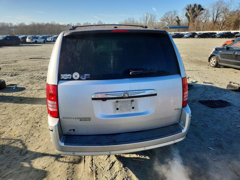 Photo 6 from auction – 2008 CHRYSLER TOWN & COU with VIN 2A8HR64X08R680804