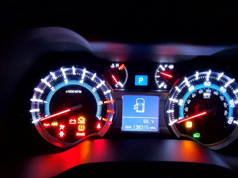 Photo 9 from auction – 2015 TOYOTA 4RUNNER SR with VIN JTEBU5JR3F5276560