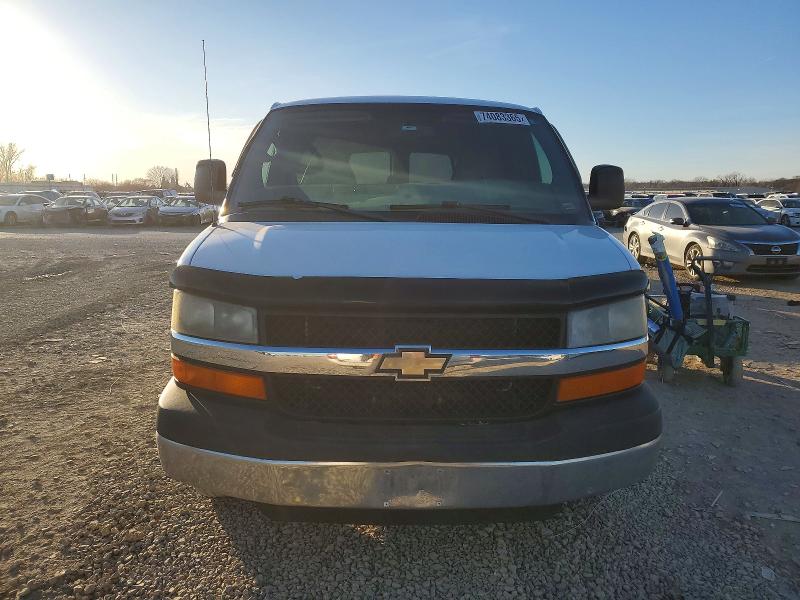 Photo 5 from auction – 2014 CHEVROLET EXPRESS G2 with VIN 1GAWGRFA1E1191643