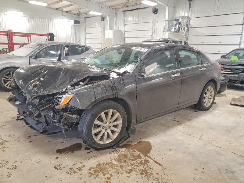 CHRYSLER 200 LIMITE 2014 with VIN 1C3CCBCG5EN121212 - Photo from auction