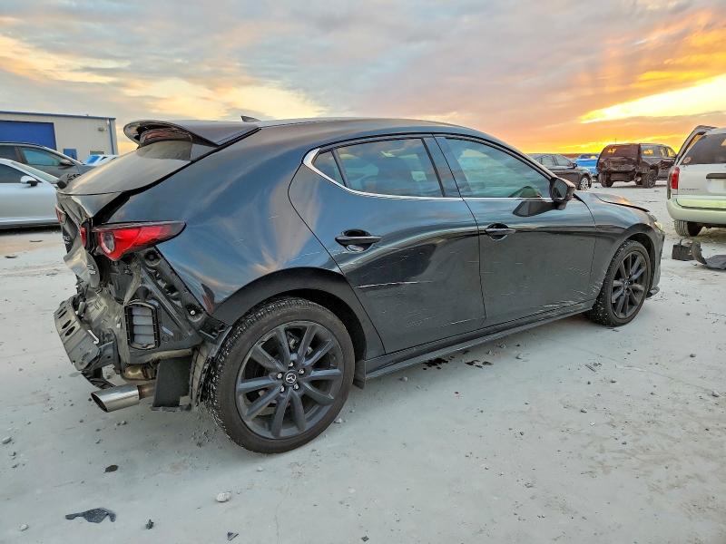 Photo 3 from auction – 2024 MAZDA 3 PREMIUM with VIN JM1BPBNY9R1703375