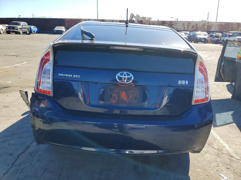 Photo 6 from auction – 2015 TOYOTA PRIUS with VIN JTDKN3DU2F0472802