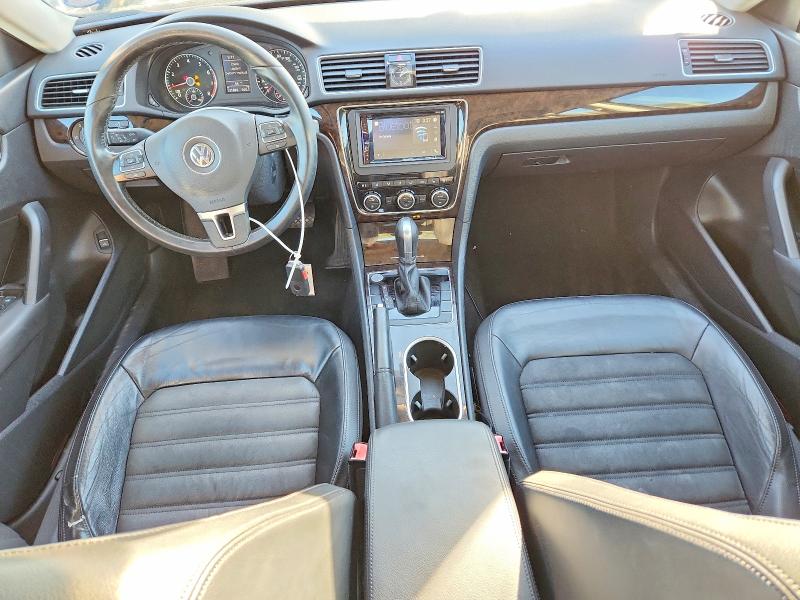 Photo 8 from auction – 2014 VOLKSWAGEN PASSAT with VIN 1VWCT7A39EC108223
