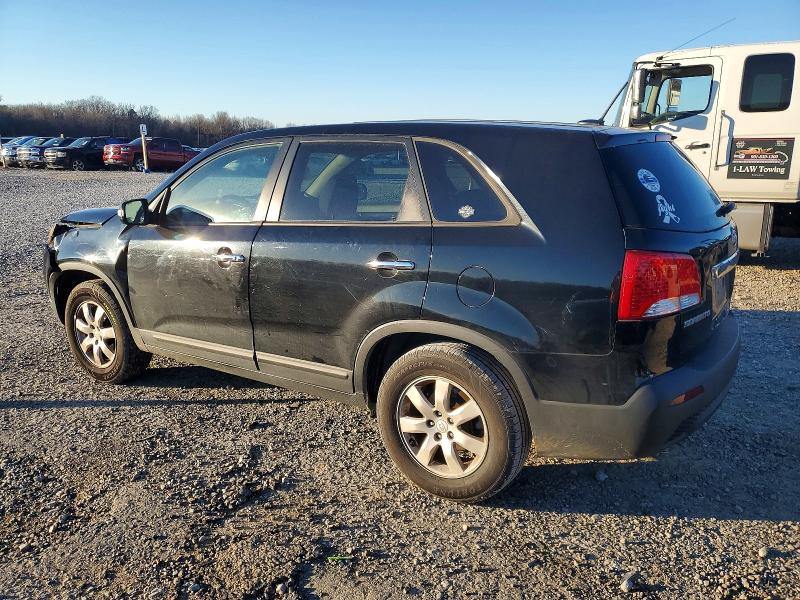 Photo 2 from auction – 2012 KIA SORENTO with VIN 5XYKT4A17CG203982