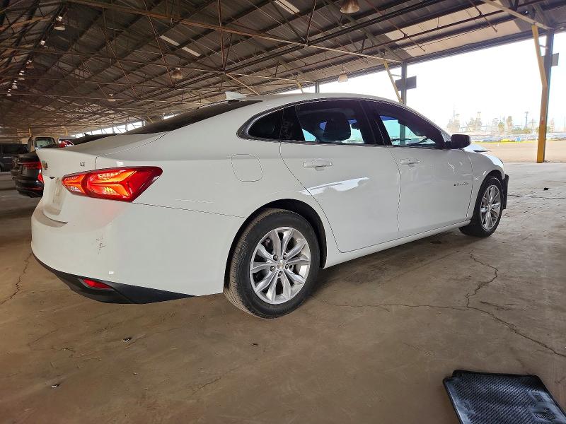 Photo 3 from auction – 2022 CHEVROLET MALIBU with VIN 1G1ZD5ST3NF163772