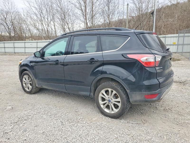 Photo 2 from auction – 2018 FORD ESCAPE SE with VIN 1FMCU9GD2JUA32307