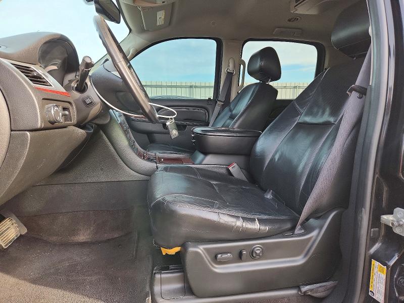 Photo 7 from auction – 2010 CADILLAC ESCALADE E with VIN 1GYUKGEF8AR277827