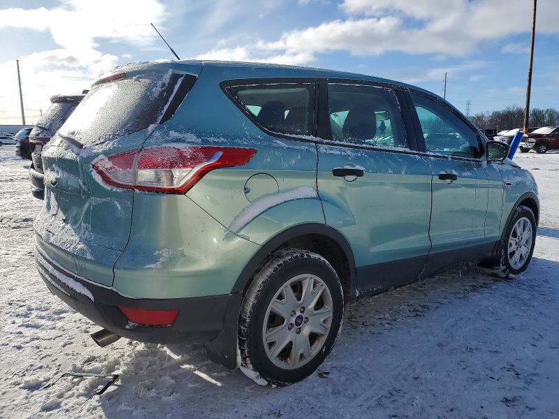 Photo 3 from auction – 2013 FORD ESCAPE S with VIN 1FMCU0F71DUD17088