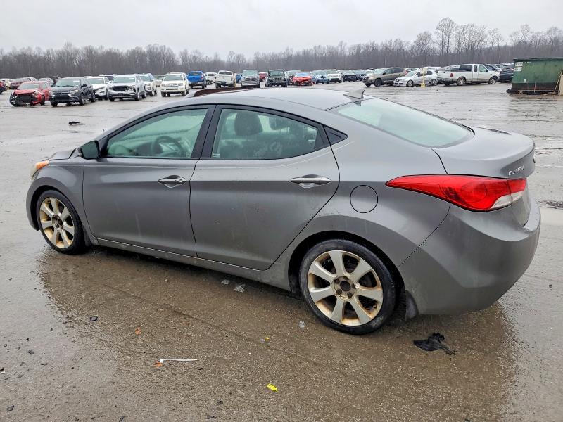 Photo 2 from auction – 2013 HYUNDAI ELANTRA GL with VIN 5NPDH4AE2DH273249