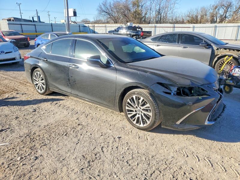 Photo 4 from auction – 2019 LEXUS ES 350 with VIN 58ABZ1B14KU002621