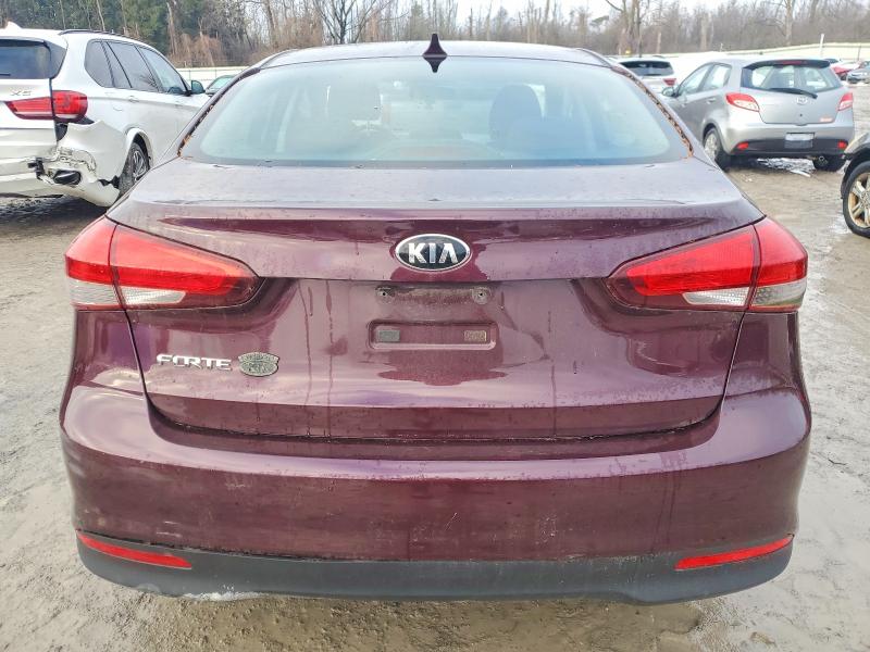 Photo 6 from auction – 2018 KIA FORTE LX with VIN 3KPFK4A78JE259612