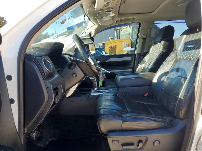 Photo 7 from auction – 2017 TOYOTA TUNDRA CRE with VIN 5TFAY5F17HX599993
