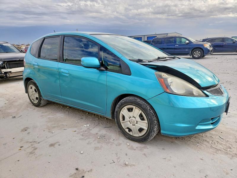 Photo 4 from auction – 2012 HONDA FIT with VIN JHMGE8H34CC040712