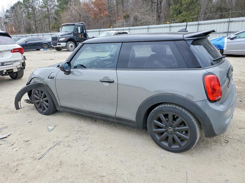 Photo 2 from auction – 2015 MINI COOPER with VIN WMWXP7C59F2A38091