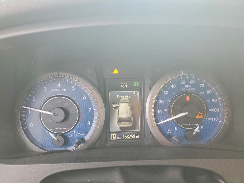 Photo 9 from auction – 2018 TOYOTA SIENNA XLE with VIN 5TDDZ3DC7JS194487