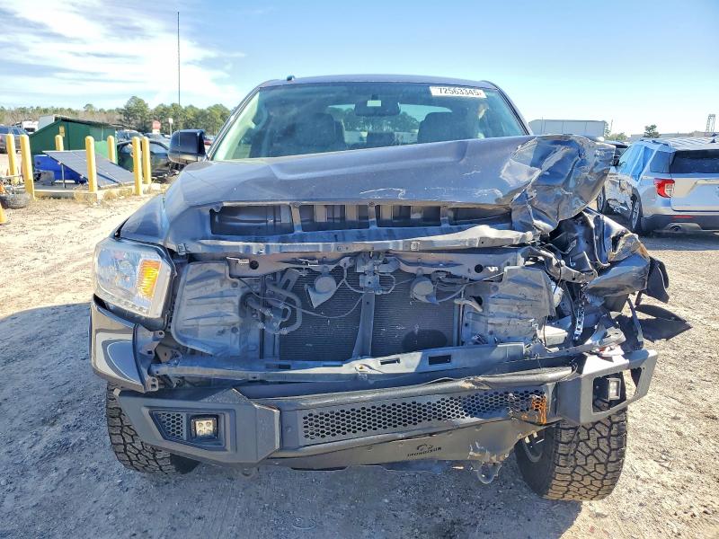 Photo 5 from auction – 2017 TOYOTA TUNDRA with VIN 5TFEW5F13HX228708