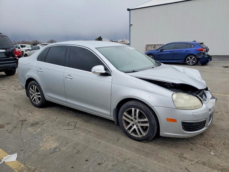 Photo 4 from auction – 2006 VOLKSWAGEN JETTA with VIN 3VWRT71K46M730844