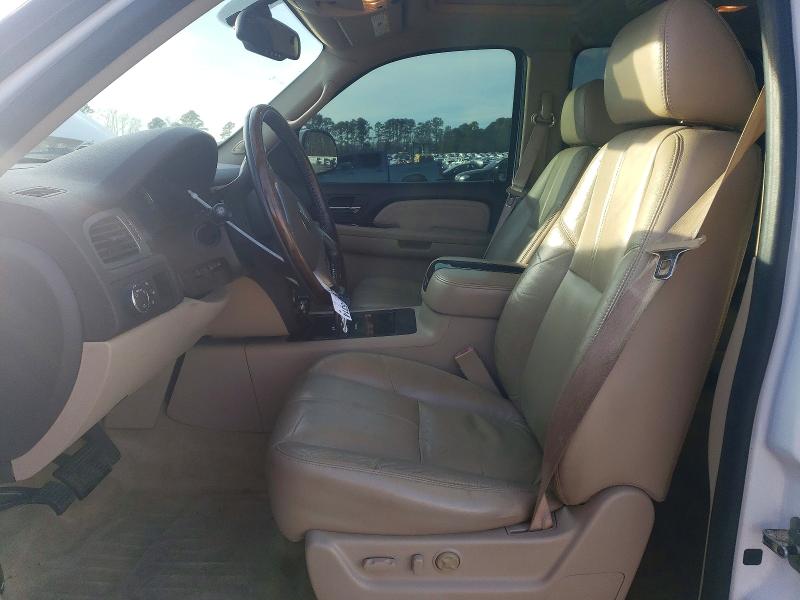 Photo 7 from auction – 2008 GMC YUKON DENA with VIN 1GKFK63898J150241