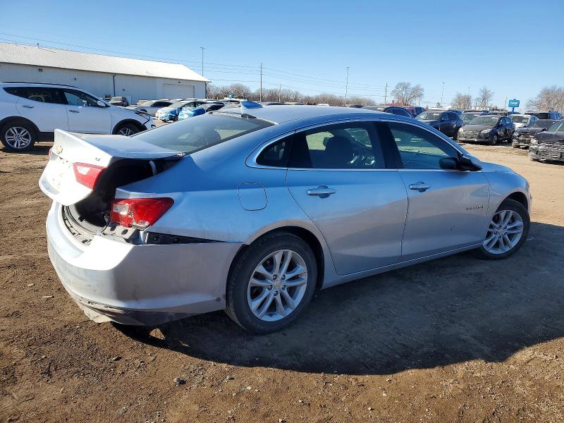 Photo 3 from auction – 2017 CHEVROLET MALIBU LT with VIN 1G1ZE5STXHF178853